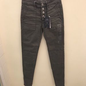 Olive American Eagle jeans